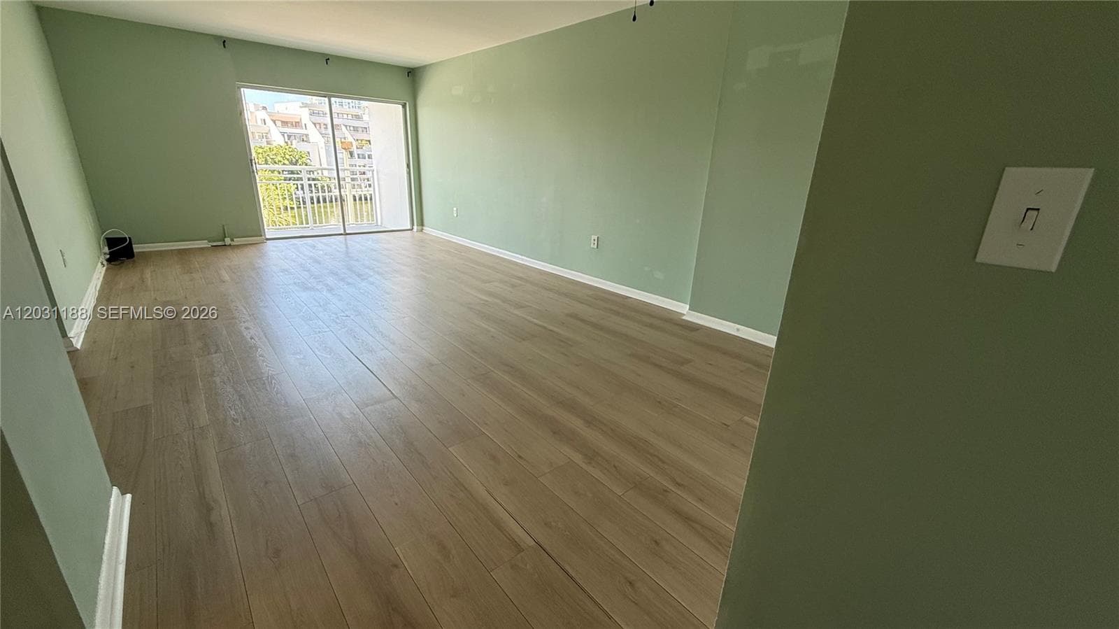 400 Kings Point Dr # 316, Sunny Isles Beach, FL 33160 photo 5
