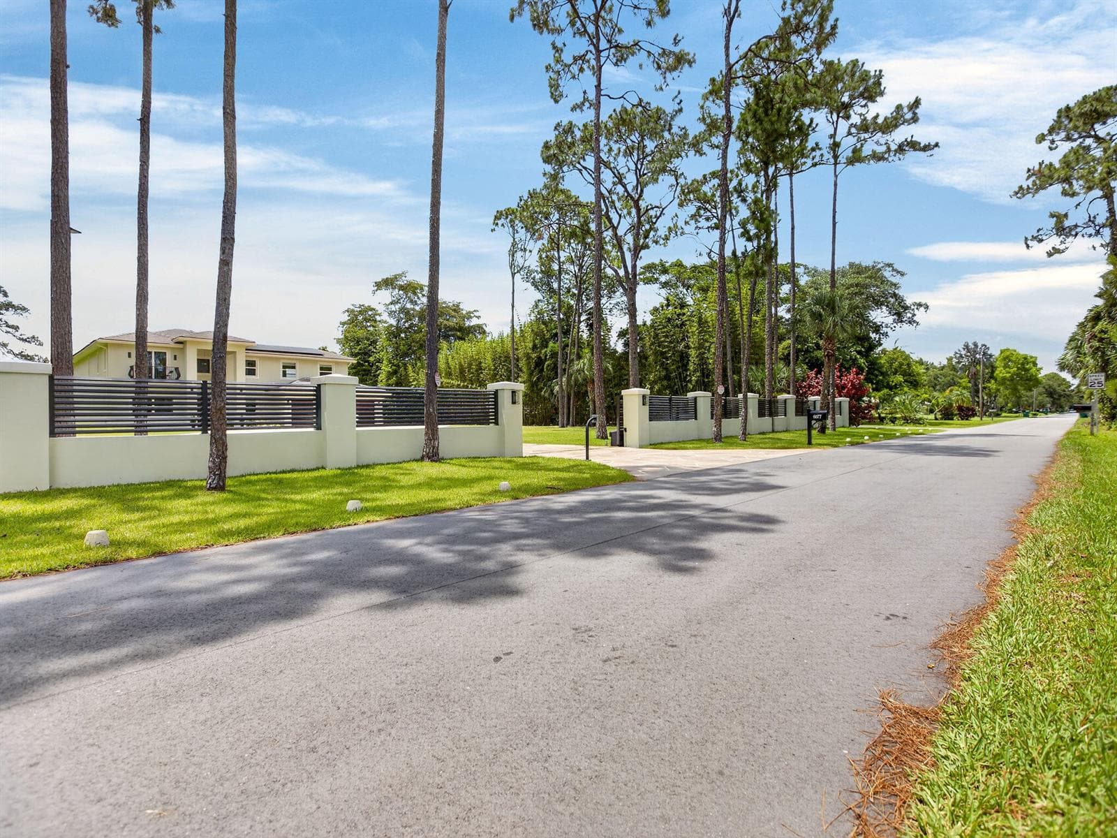 6077 NW 71st Terrace, Parkland, FL 33067 photo 3