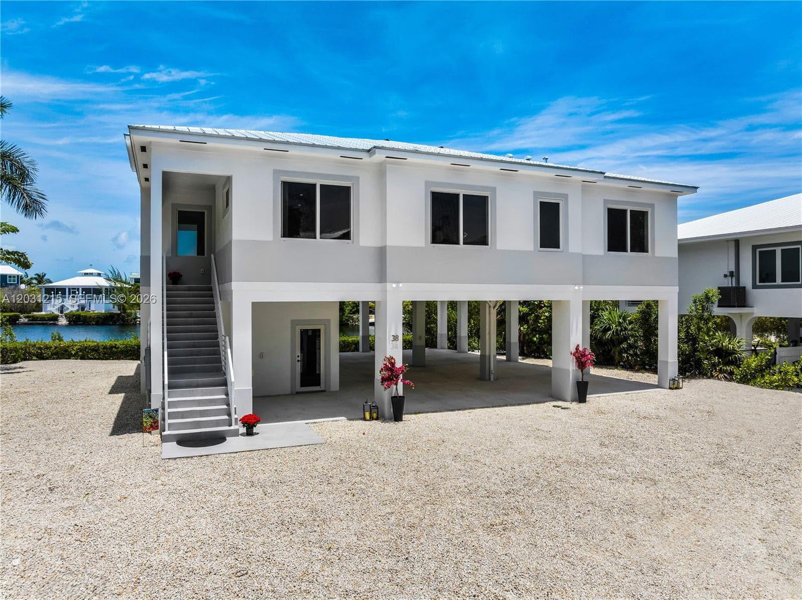 38 N Bounty Ln, Key Largo, FL 33037 photo 3