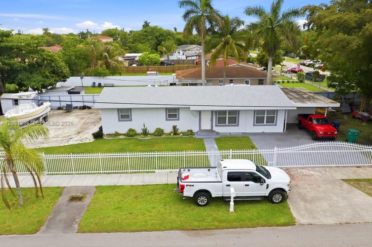 300 SW 8th Ave, Florida City, FL 33034 photo 3