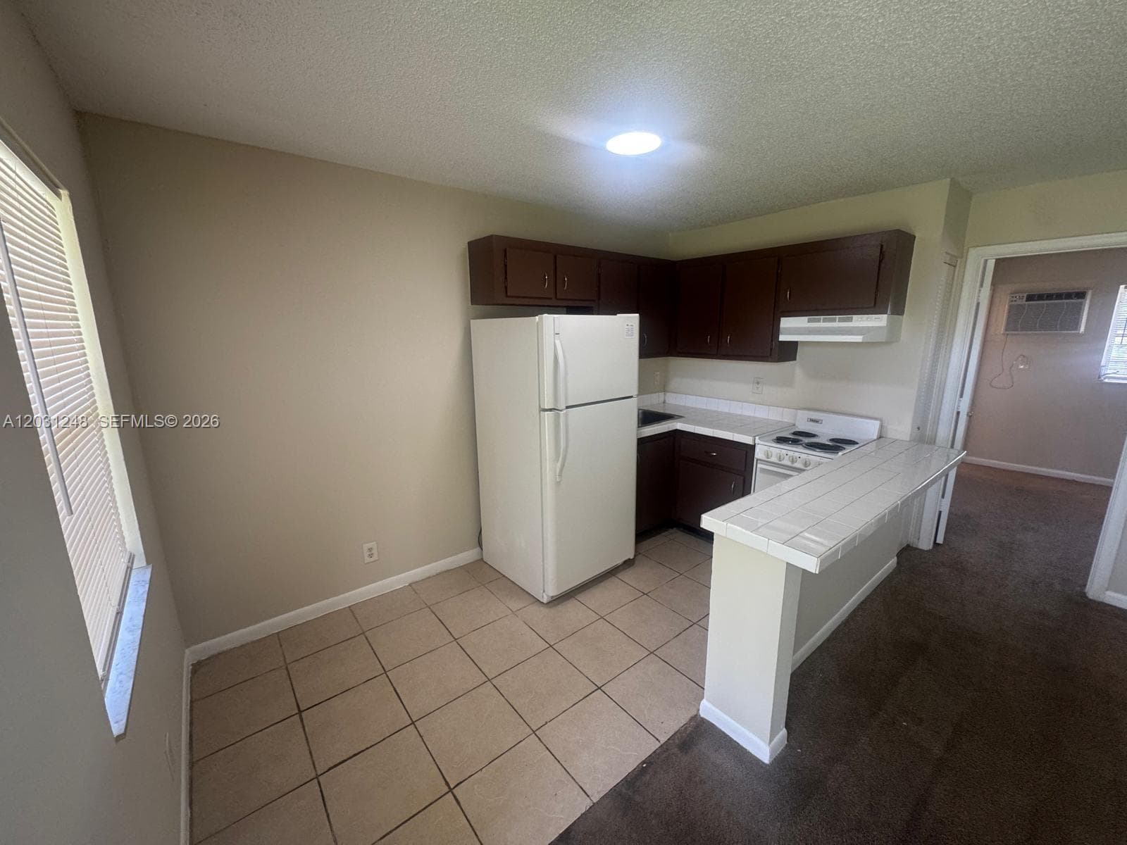 5192 NE 6th Ave # 802, Oakland Park, FL 33334 photo 2