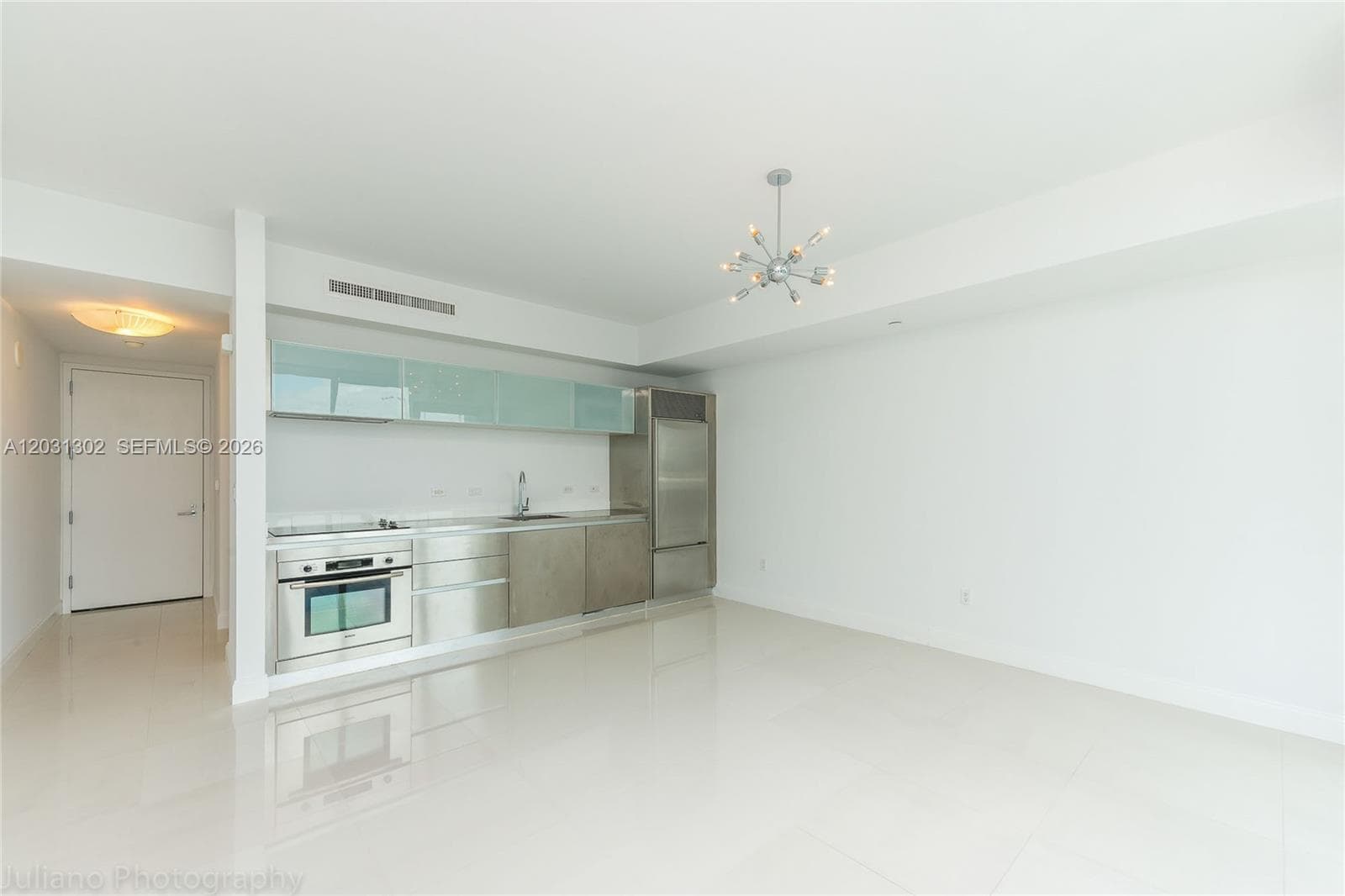 1040 Biscayne Blvd # 1205, Miami, FL 33132 photo 5