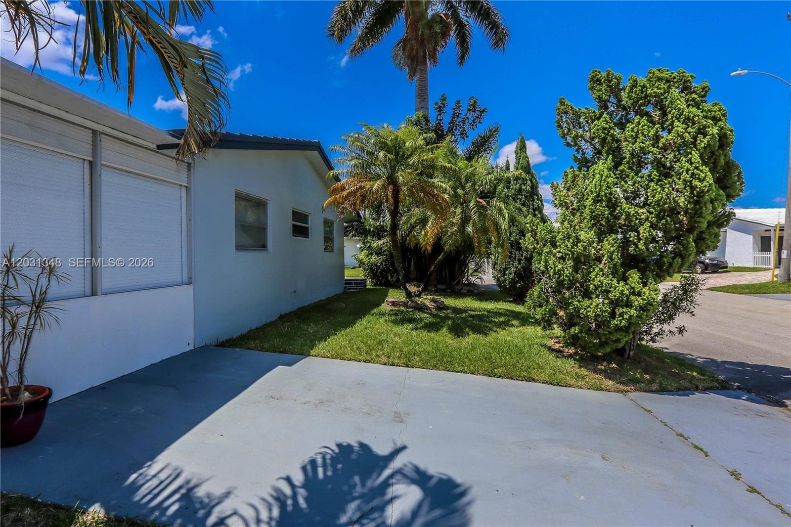 2700 NW 52nd Ct, Tamarac, FL 33309 photo 4