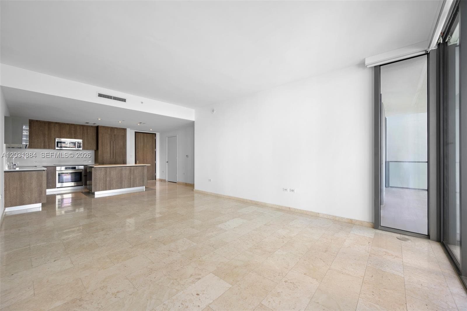 68 SE 6th St # 910, Miami, FL 33131 photo 4