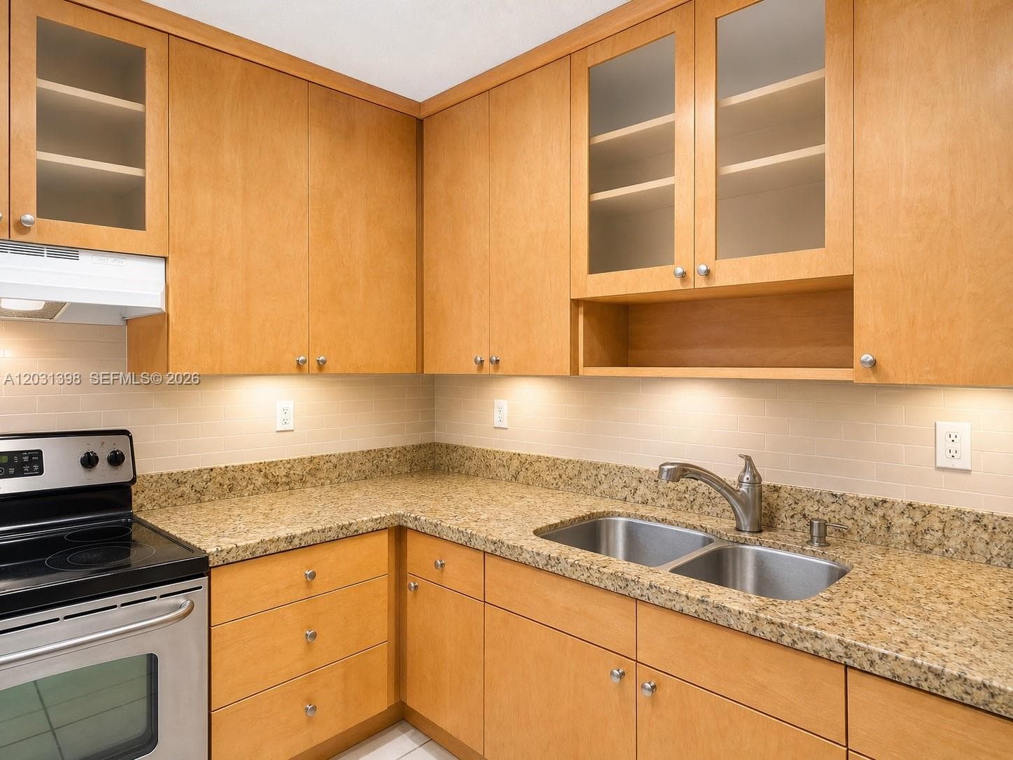 4011 N Meridian Ave # 35, Miami Beach, FL 33140 photo 3
