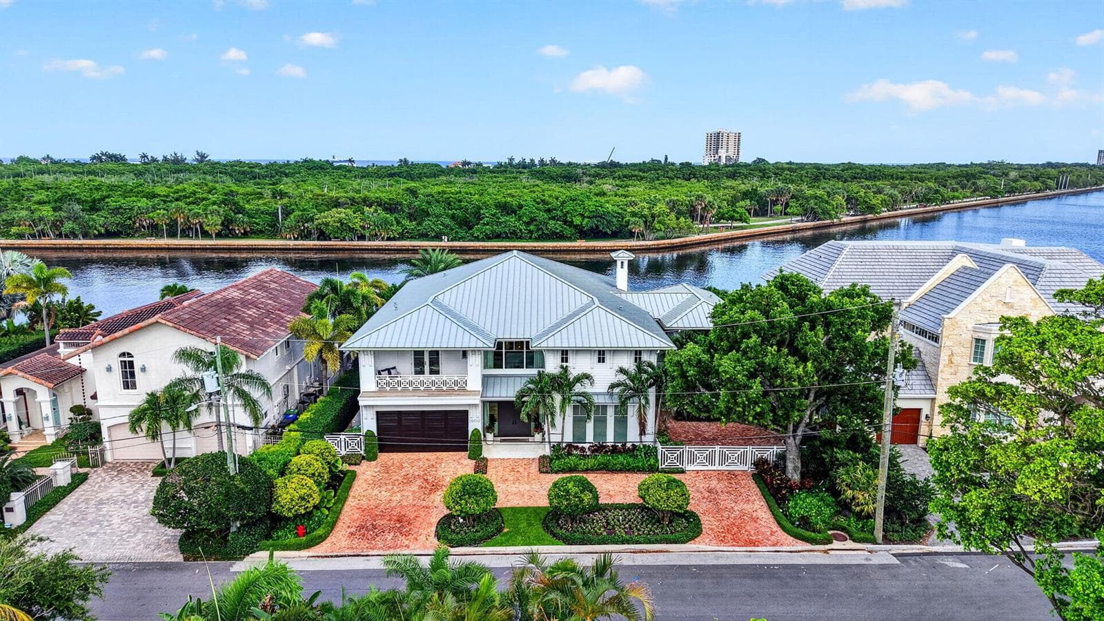 1900 Intracoastal Drive, Fort Lauderdale, FL 33305 photo 2