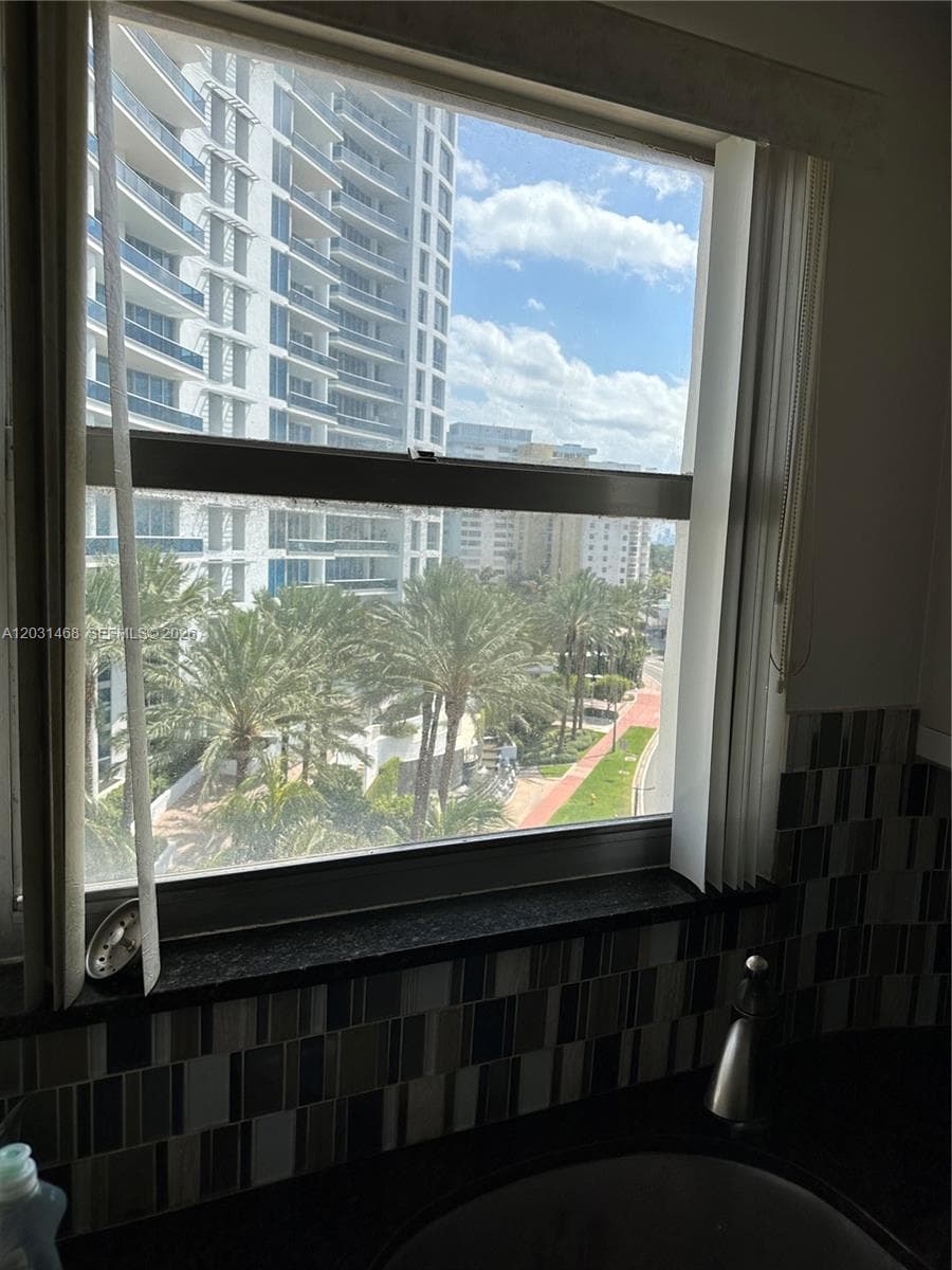 6039 Collins Ave # 728, Miami Beach, FL 33140 photo 4