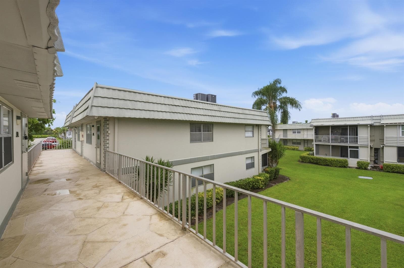 670 Monaco N, Delray Beach, FL 33446 photo 5