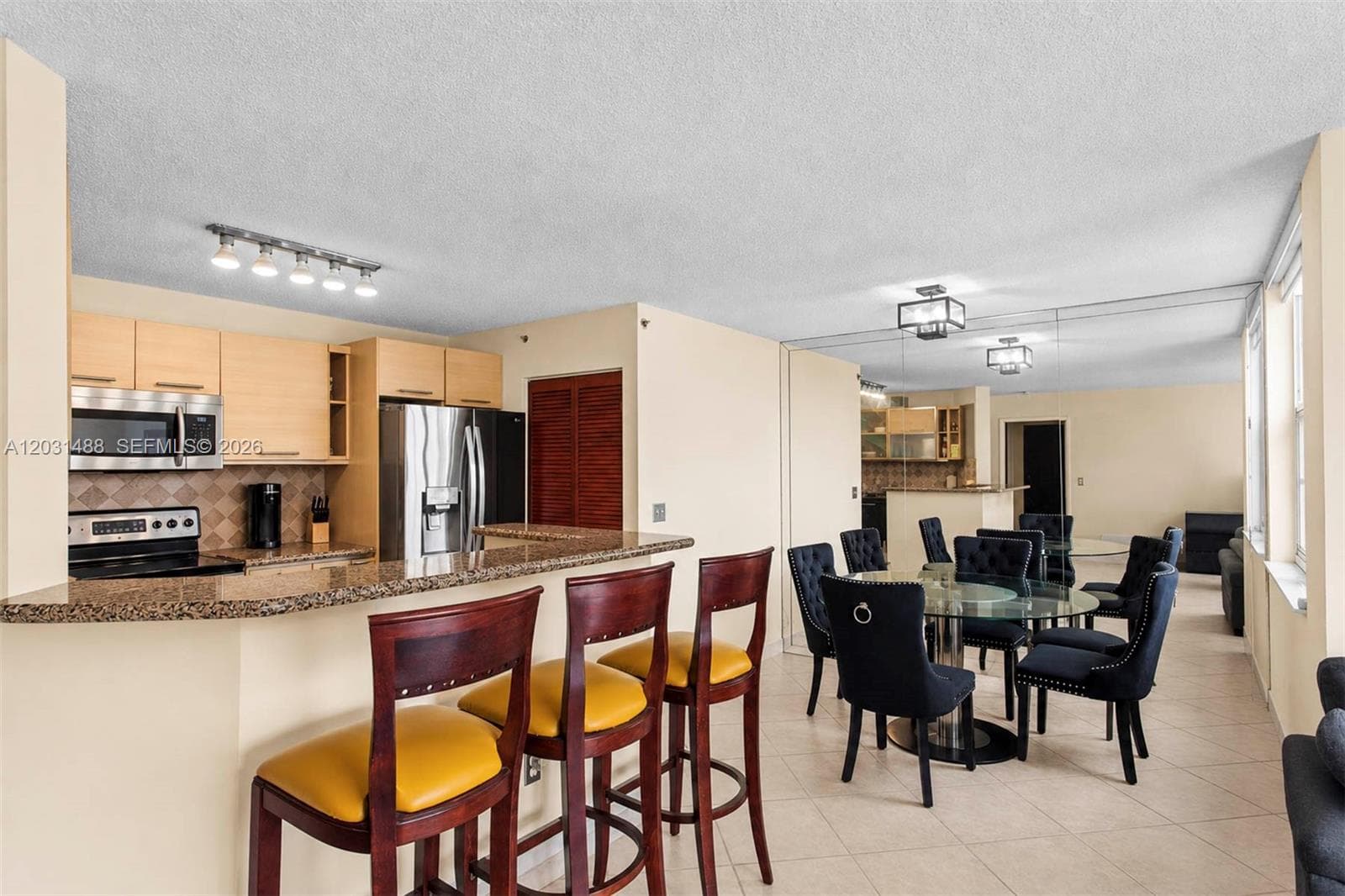 19701 E Country Club Dr # 5604, Aventura, FL 33180 photo 5