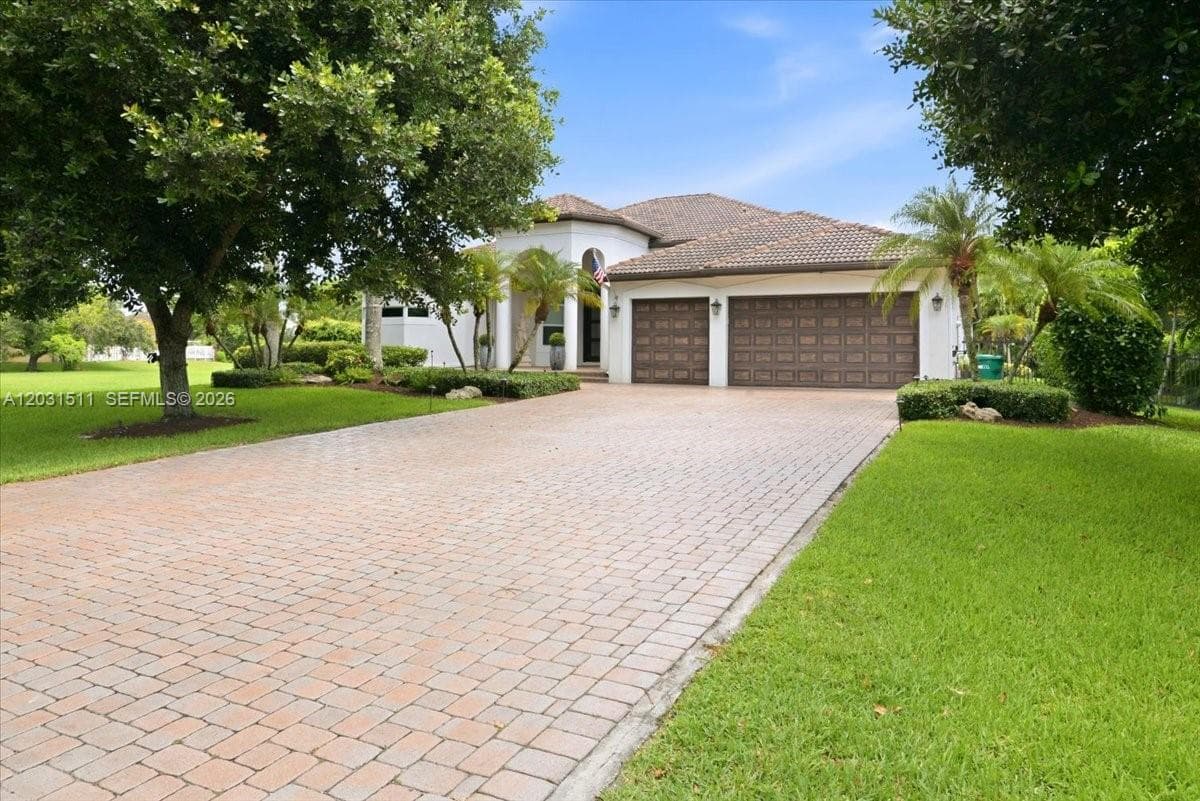 12160 NW 18th St, Plantation, FL 33323 photo 2