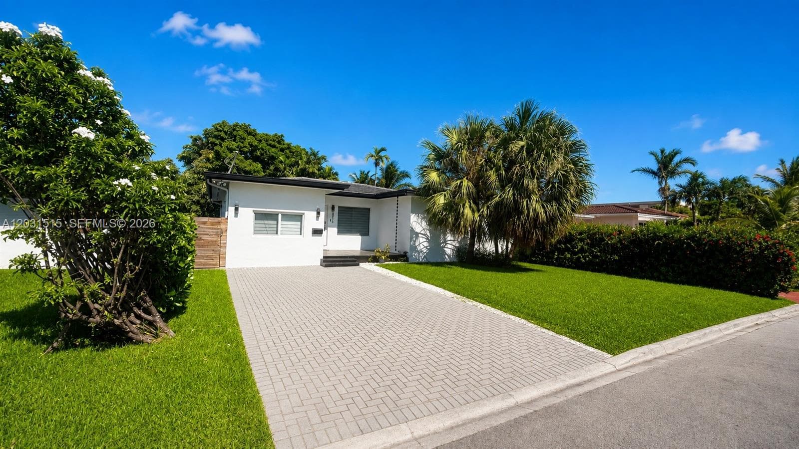 8819 Dickens Ave, Surfside, FL 33154 photo 2