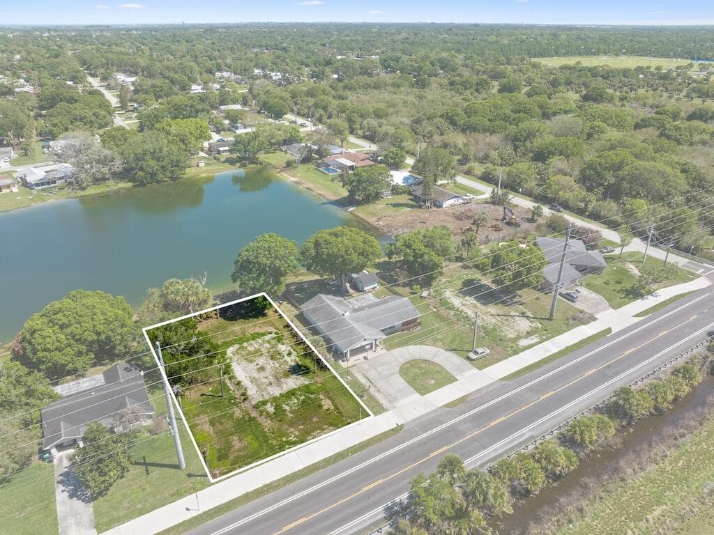 6208 Emerson Avenue, Fort Pierce, FL 34951 photo 3