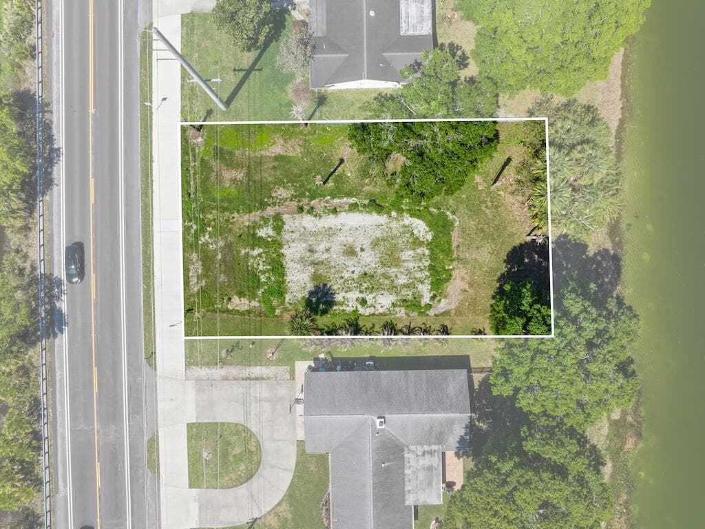 6208 Emerson Avenue, Fort Pierce, FL 34951 photo 5