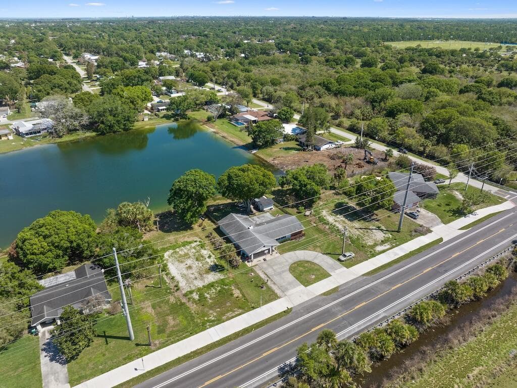 6208 Emerson Avenue, Fort Pierce, FL 34951 photo 4