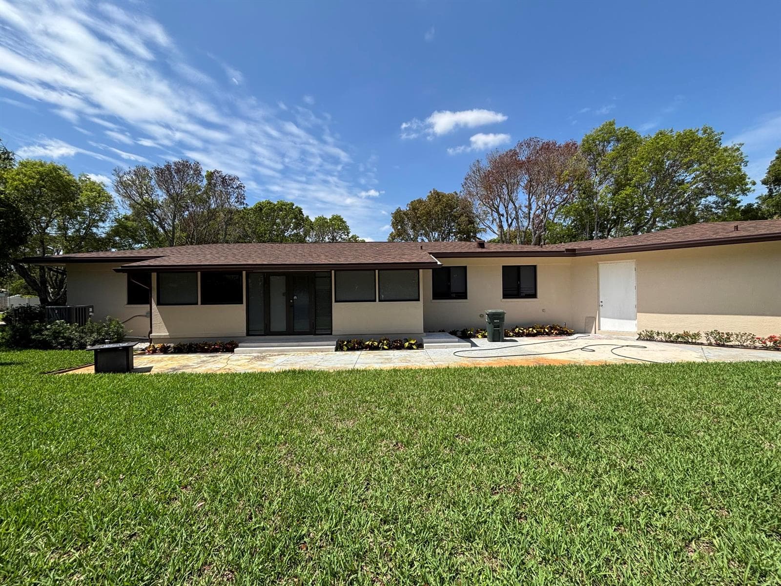 135 E Ilex Drive, Lake Park, FL 33403 photo 5