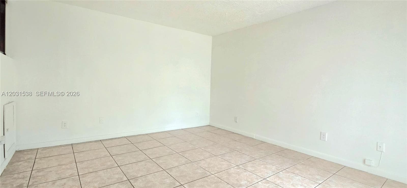608 Commodore Dr, Plantation, FL 33325 photo 3