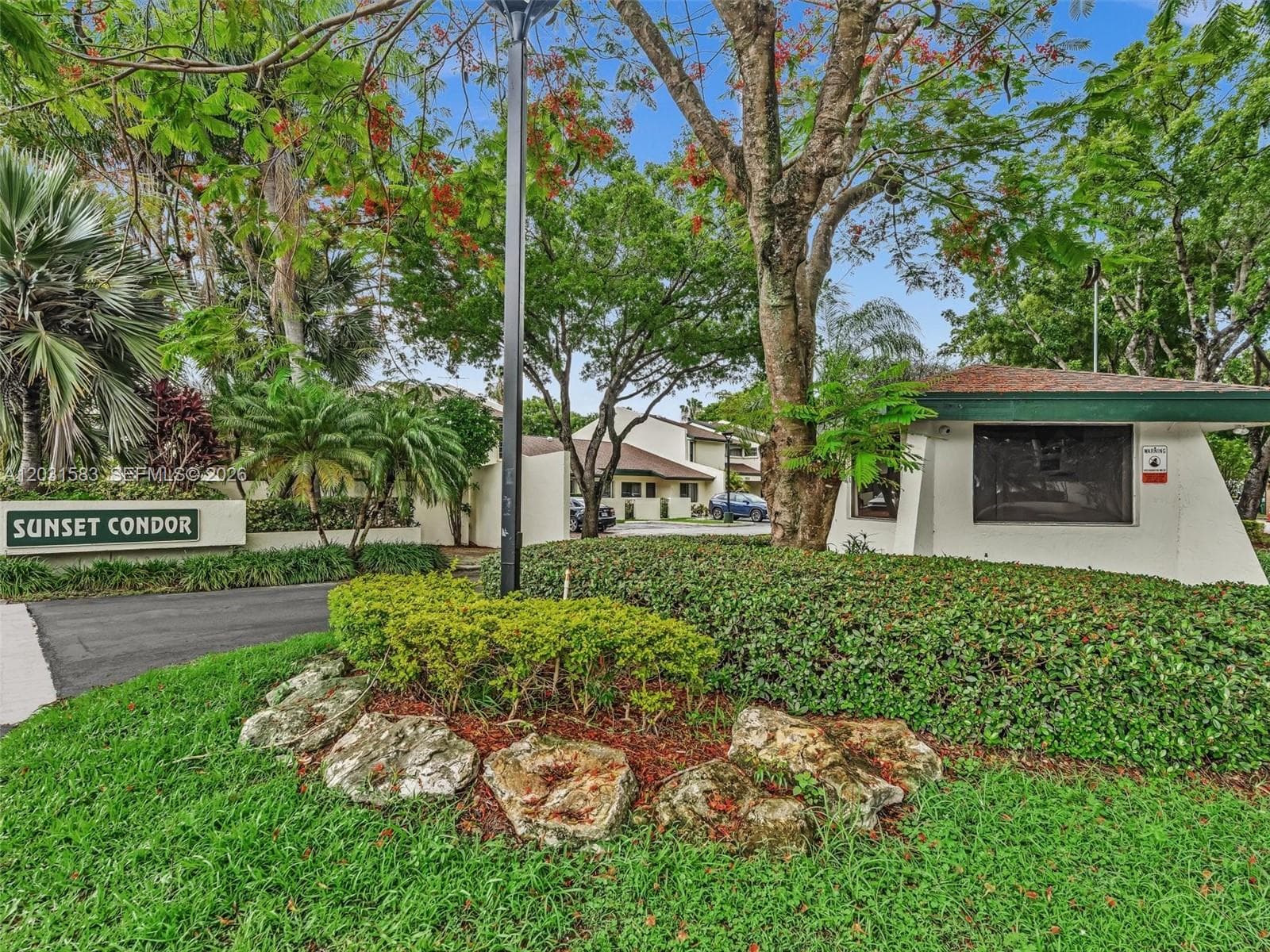 10828 SW 72nd St # 205, Miami, FL 33173 photo 3