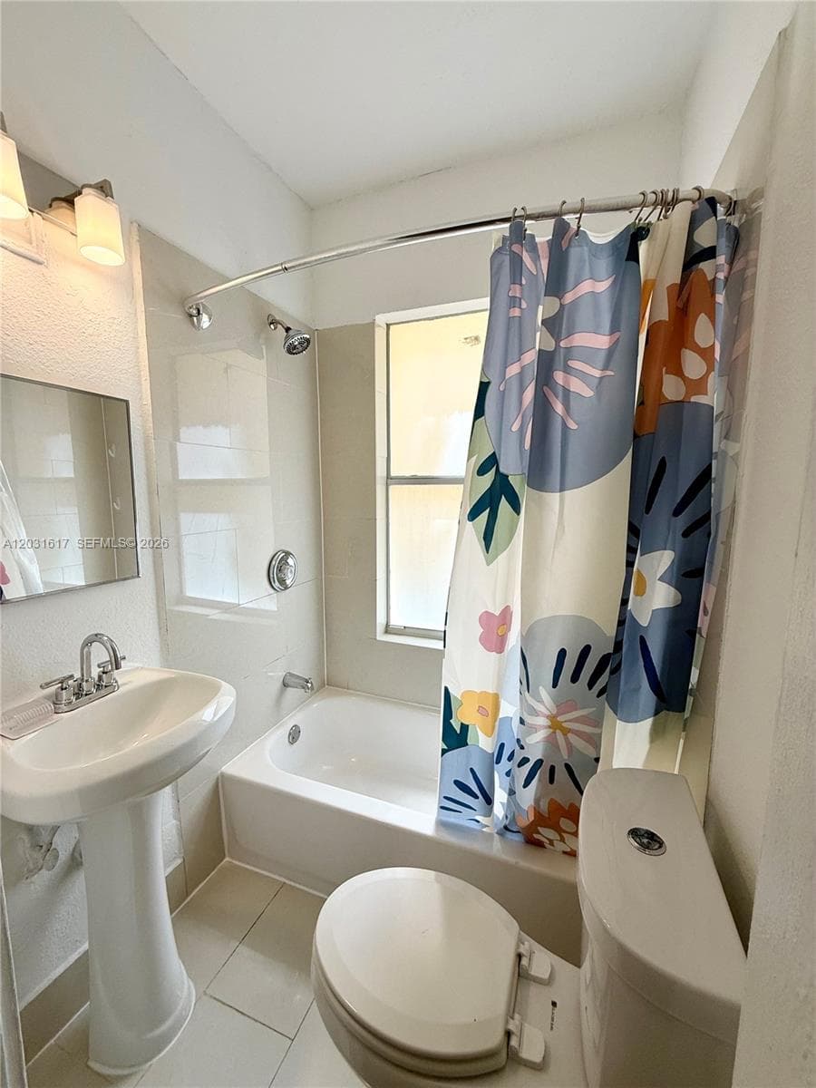 126 Mendoza Ave # 2A, Coral Gables, FL 33134 photo 5