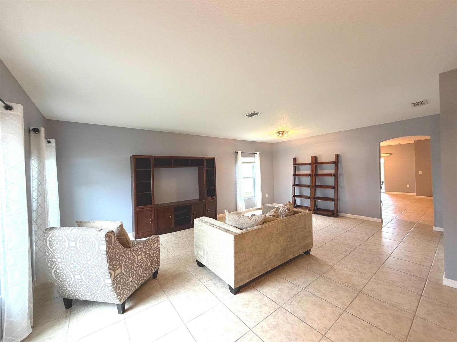 1269 SW Lexington Manor SW, Vero Beach, FL 32962 photo 3