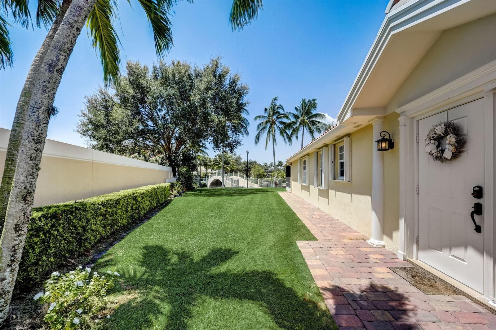 8178 Montserrat Place, Wellington, FL 33414 photo 3