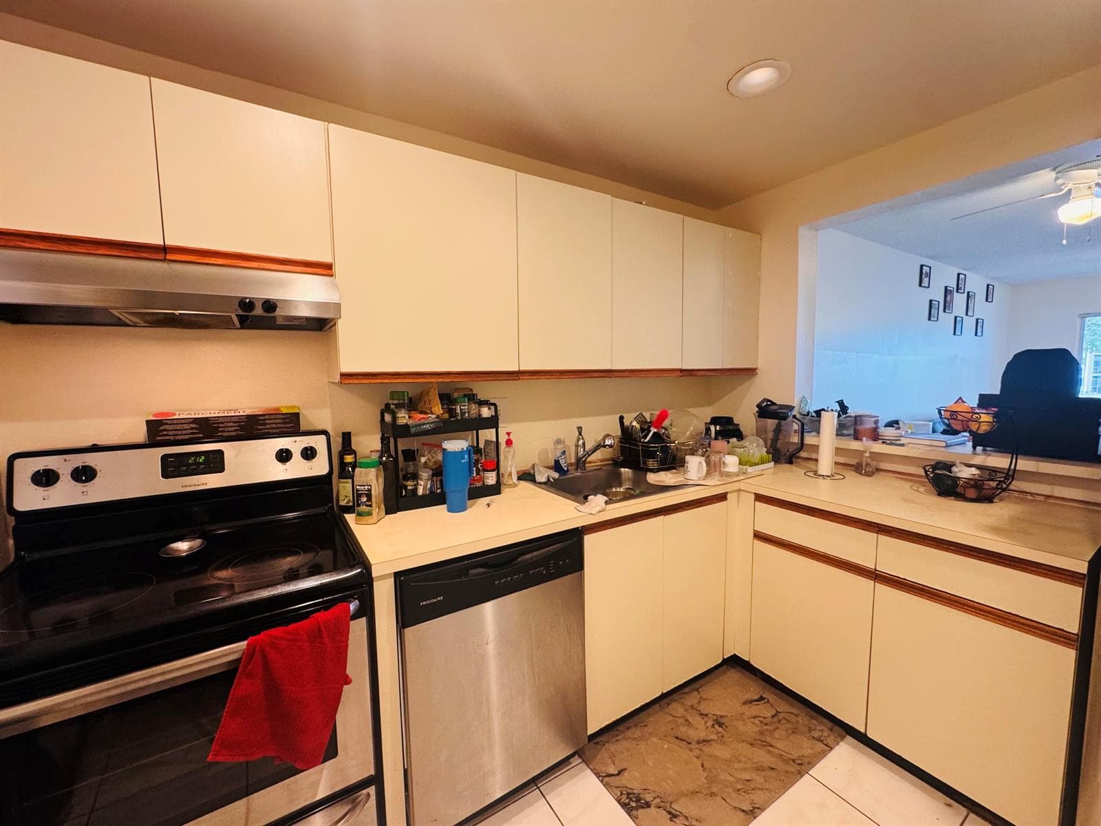 8025 S Colony Cir Circle # 203, Tamarac, FL 33321 photo 3