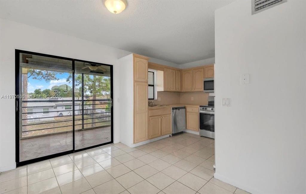 5894 Longbow Lane # 6, West Palm Beach, FL 33415 photo 5