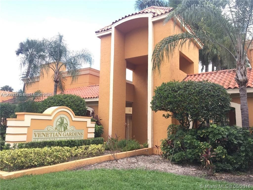 18111 NW 68th Ave # H102, Hialeah, FL 33015 photo 2