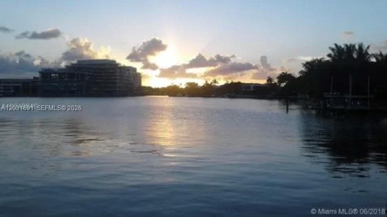 4740 Pine Tree Dr # 25, Miami Beach, FL 33140 photo 3