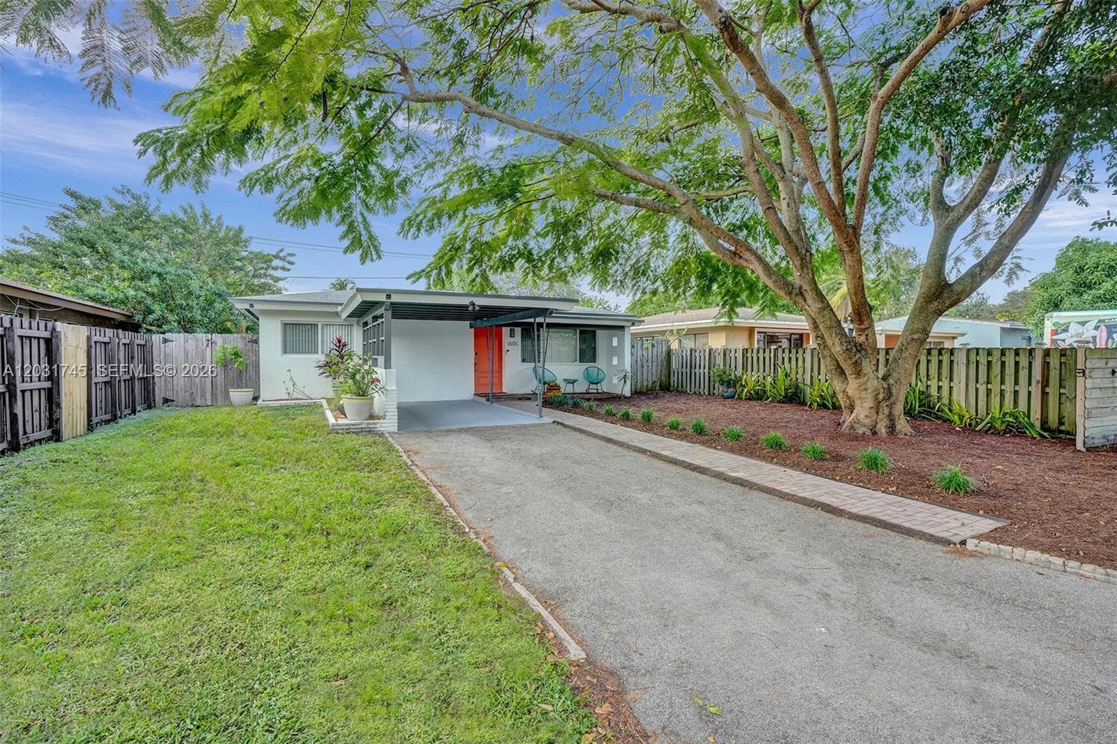 1605 NW 7th Ter, Fort Lauderdale, FL 33311 photo 2