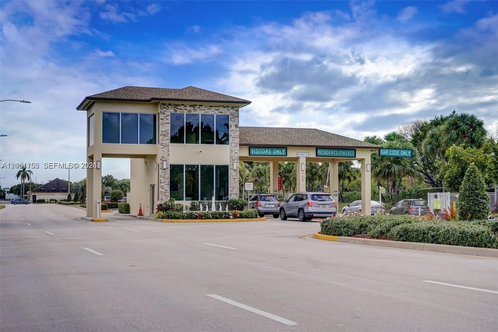 12950 SW 7th Ct # 404A, Pembroke Pines, FL 33027 photo 2