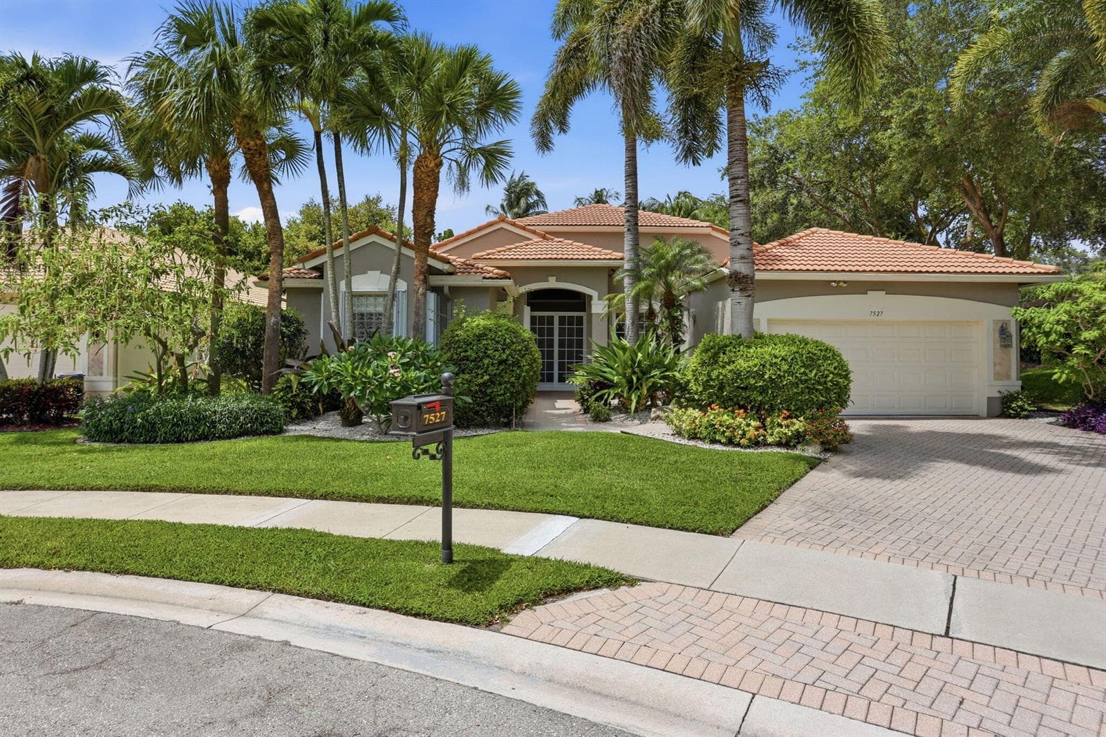 7527 Monticello Way, Boynton Beach, FL 33437 photo 4