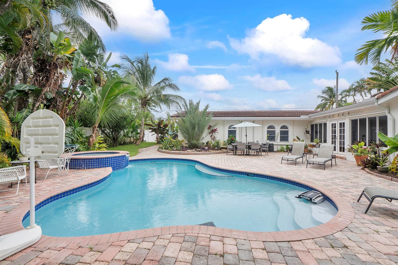 2501 NE 26th Terrace, Fort Lauderdale, FL 33305 photo 5