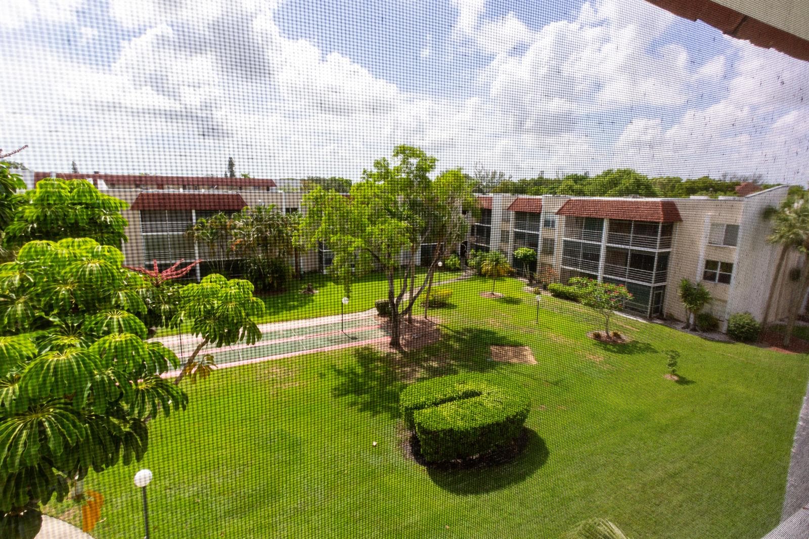 3531 Inverrary Drive # H406, Lauderhill, FL 33319 photo 4