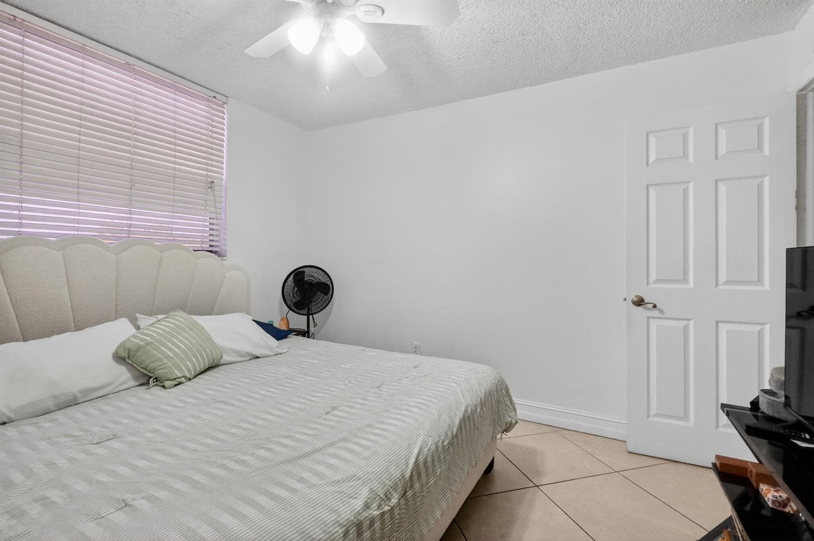 1801 S Treasure Drive # 415, North Bay Village, FL 33141 photo 4