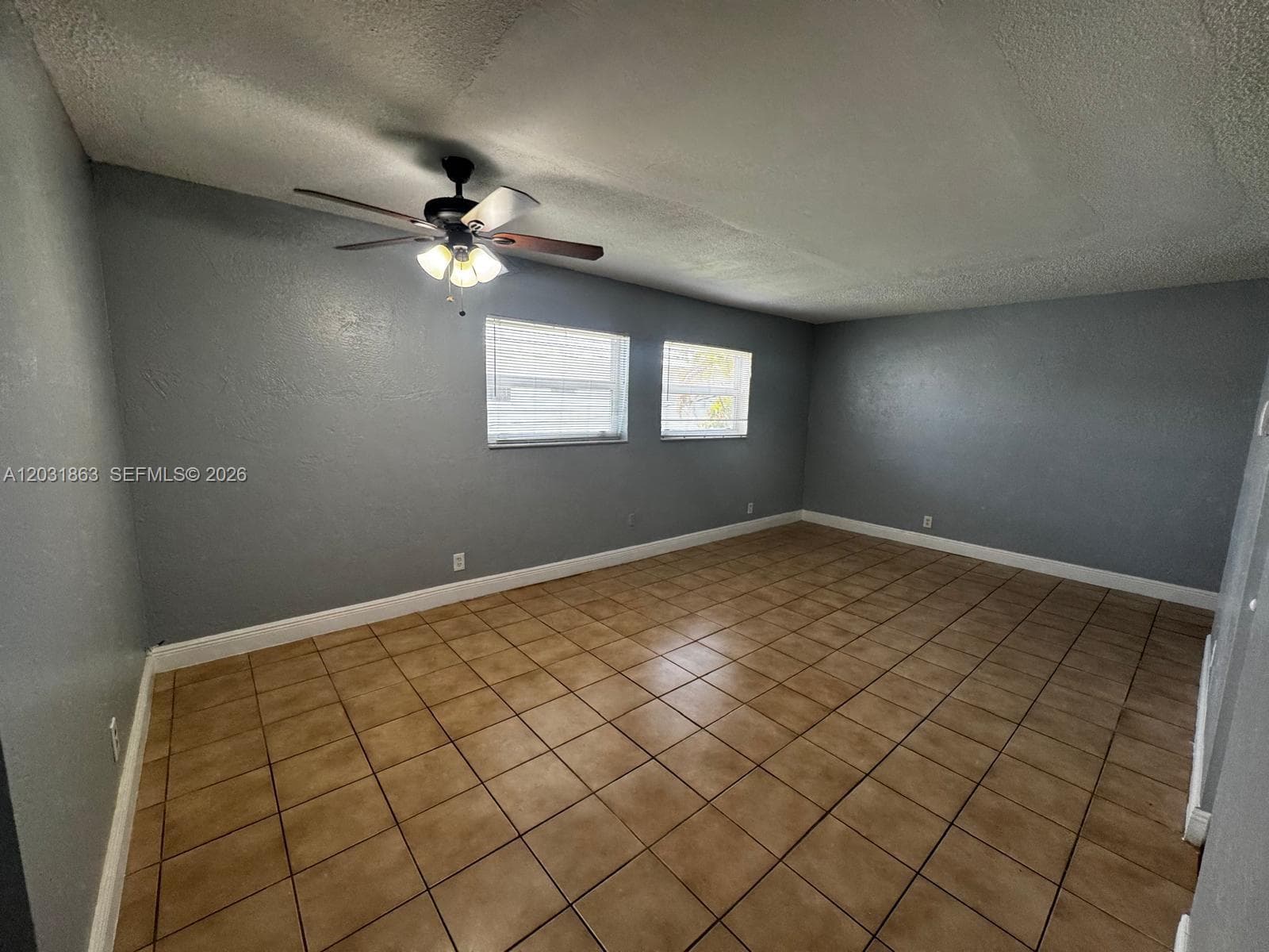 4061 N Dixie Hwy # 28, Oakland Park, FL 33334 photo 2