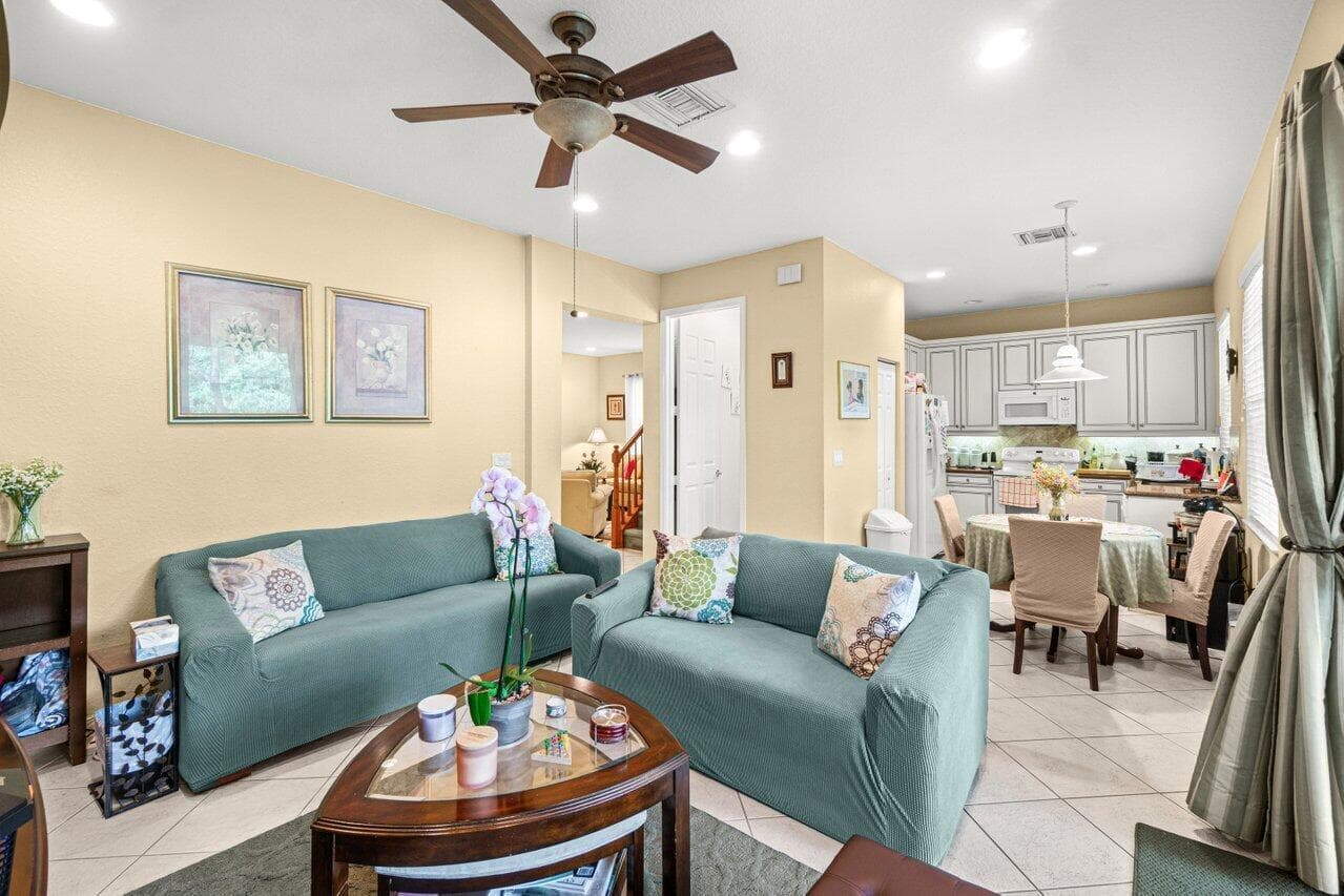 7890 Jewelwood Drive, Boynton Beach, FL 33437 photo 3