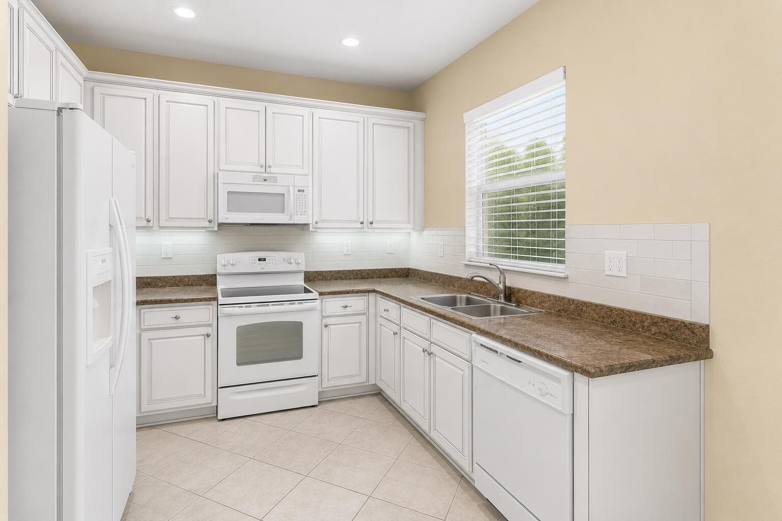 7890 Jewelwood Drive, Boynton Beach, FL 33437 photo 5
