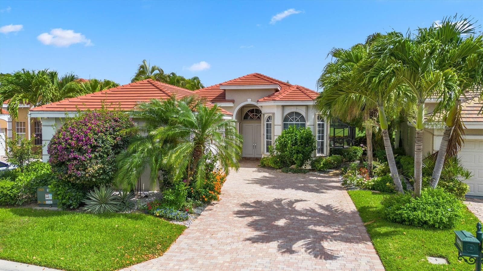 10911 Royal Devon Way, Lake Worth, FL 33449 photo 2