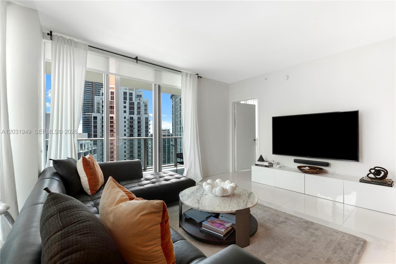 1100 S Miami Ave # 3810, Miami, FL 33130 photo 3