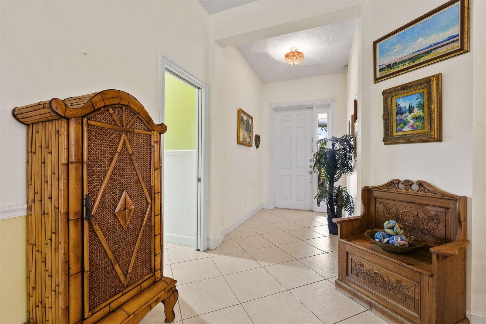 512 NE Canoe Park Circle, Port St. Lucie, FL 34983 photo 4