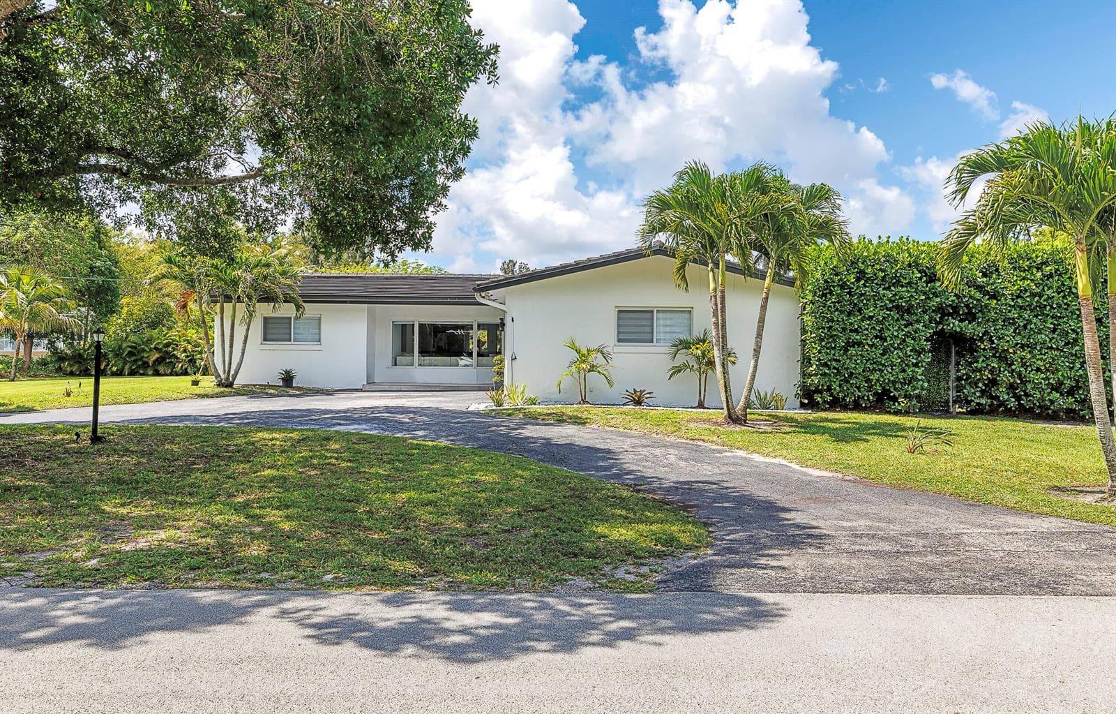 11821 NW 6th Court, Plantation, FL 33325 photo 3