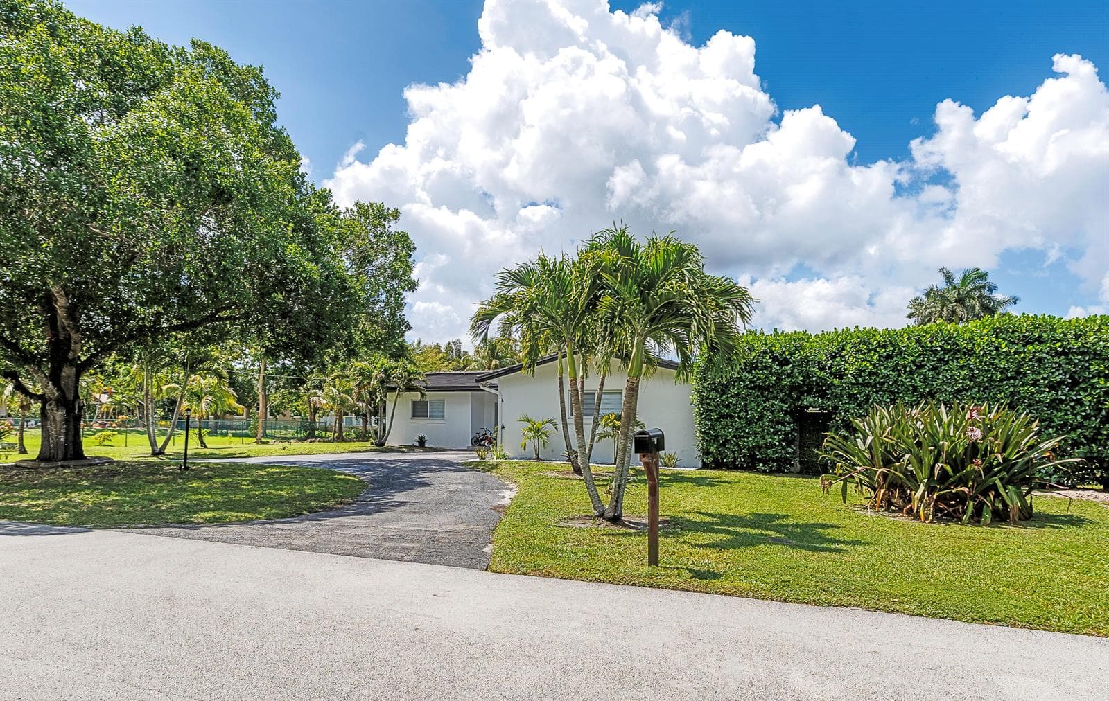 11821 NW 6th Court, Plantation, FL 33325 photo 5