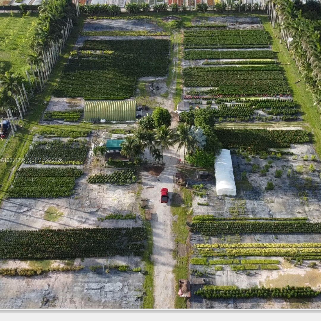 17001 SW 204th St, Miami, FL 33187 photo 3