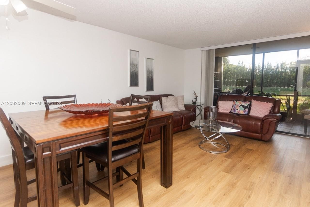 7200 NW 1st St # 103, Plantation, FL 33317 photo 3