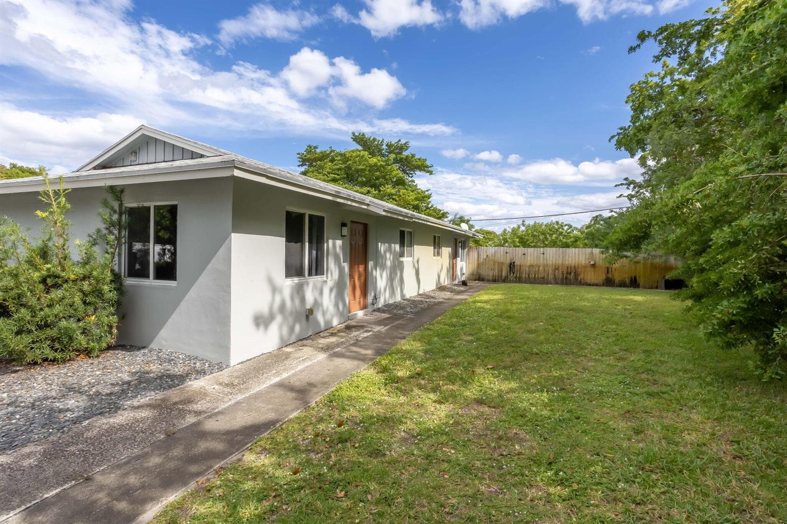 2227 NE 3rd Avenue # 1 & 2, Delray Beach, FL 33444 photo 2