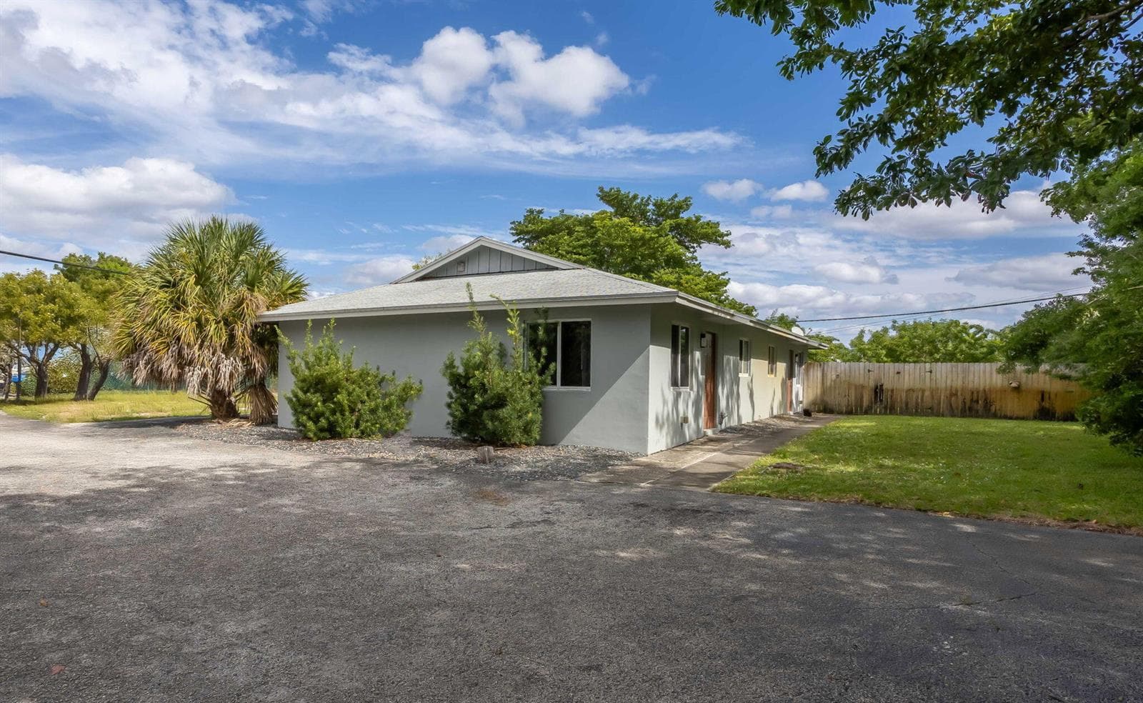 2227 NE 3rd Avenue # 1 & 2, Delray Beach, FL 33444 photo 3