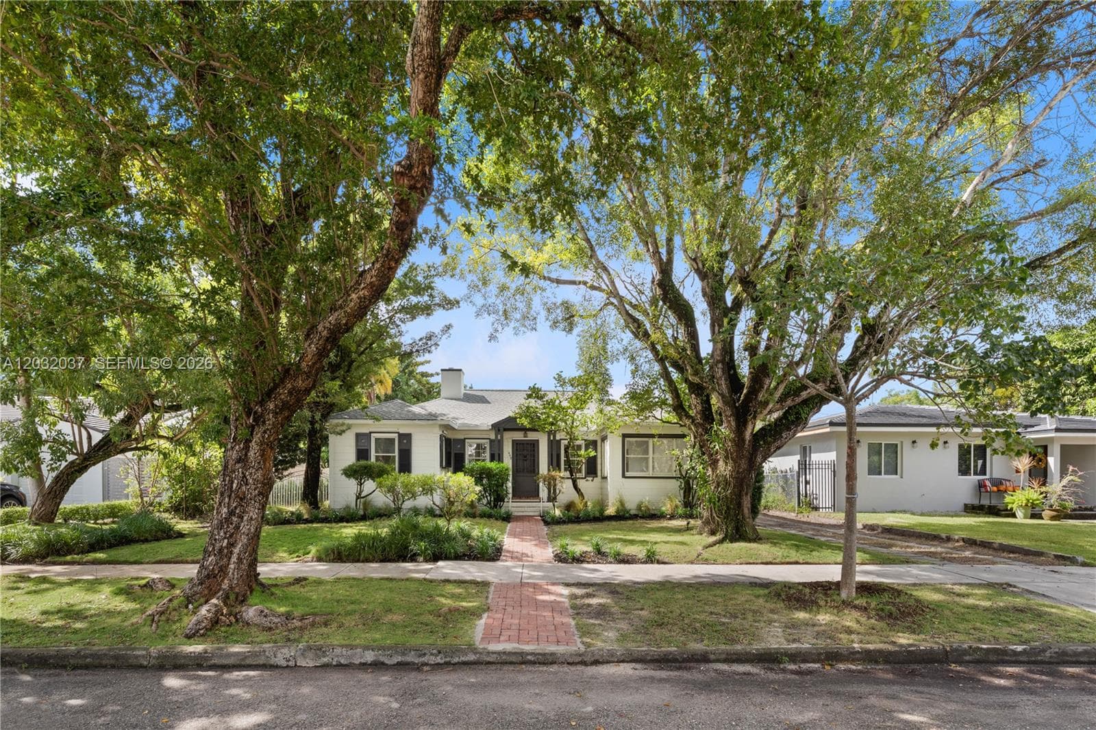 440 SW 29th Rd, Miami, FL 33129 photo 3