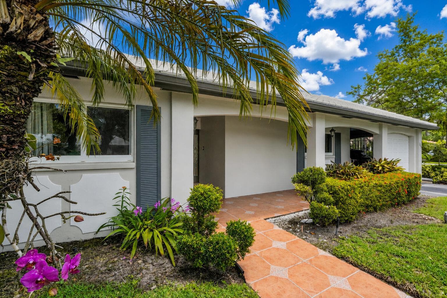 1019 E Cypress Drive, Pompano Beach, FL 33069 photo 4