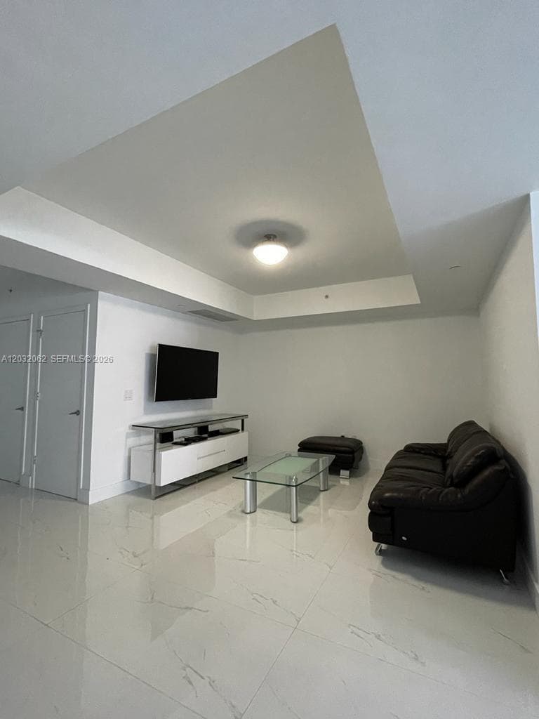 1010 Brickell Ave # 2704, Miami, FL 33131 photo 4