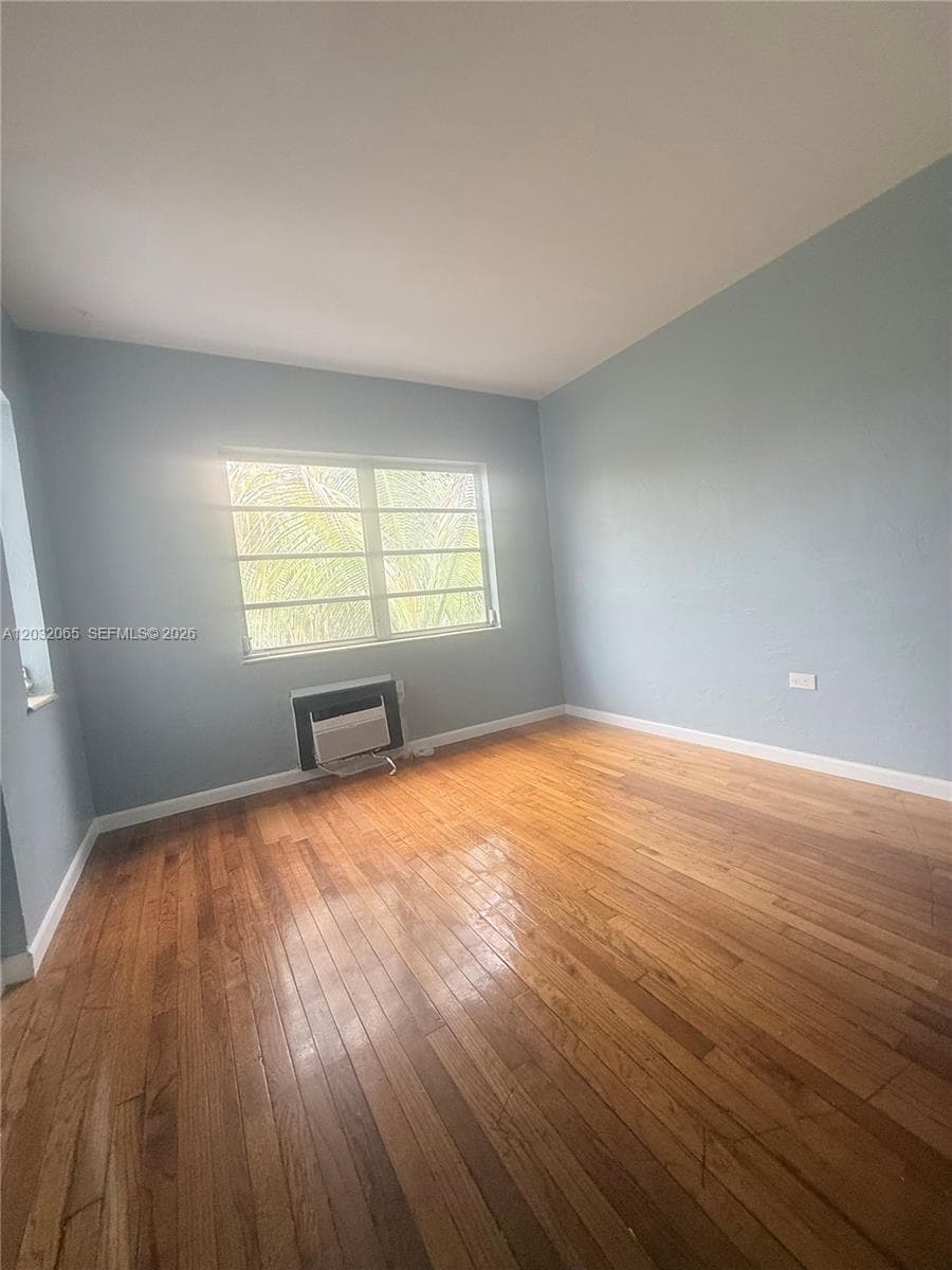 1730 Marseille Dr # 4, Miami Beach, FL 33141 photo 4